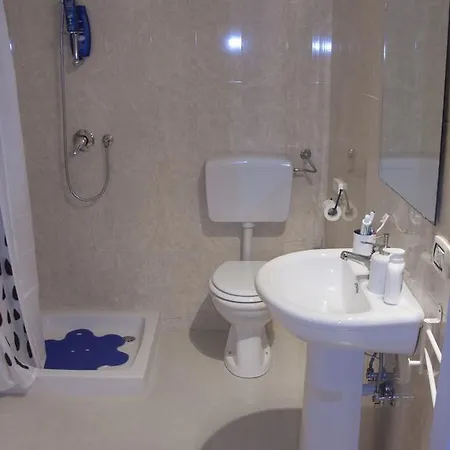 Oda ve Kahvaltı I Girasoli Srls