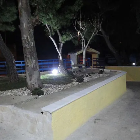 Alojamento de Acomodação e Pequeno-almoço I Girasoli Srls 3*