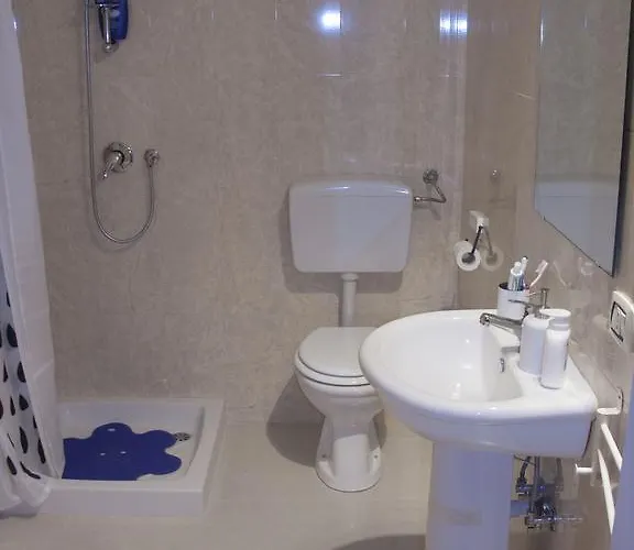 Oda ve Kahvaltı I Girasoli Srls